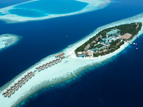 Vilamendhoo Island Resort & Spa