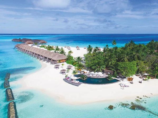Constance Moofushi