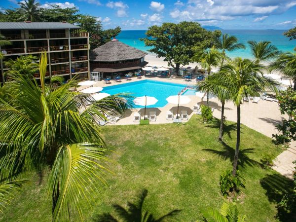 Coral Strand Smart Choice Hotel