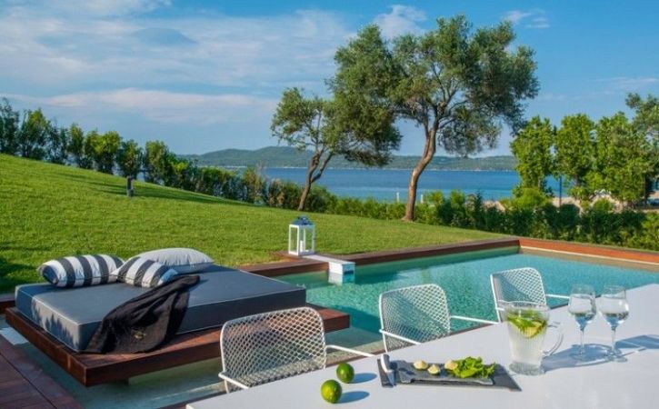 Avaton Luxury Beach Resort - Relais & Chateaux