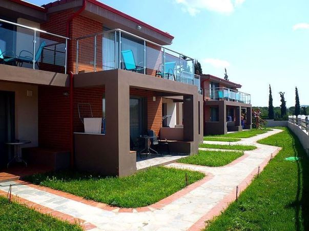 Village Mare Residence