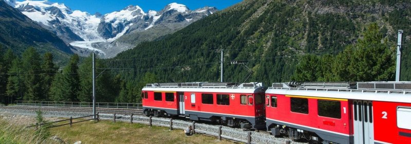ШВЕЙЦАРИЯ и ИТАЛИЯ – искам да замина с Червената Бернина – обект на Юнеско, един от най-прелестните железопътни маршрути в света.
