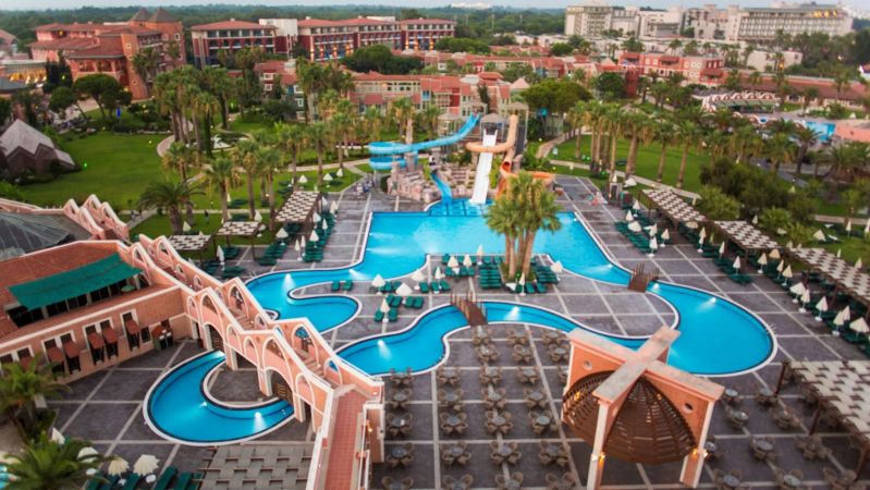 CLUB MEGA SARAY