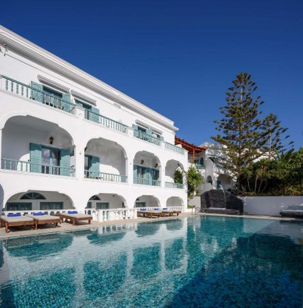 ARMONIA HOTEL SANTORINI 3*