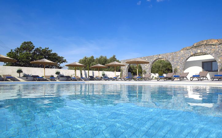 CORIVA BEACH HOTEL & BUNGALOWS